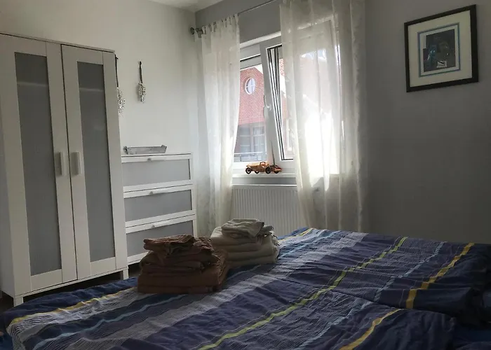 Vier Sterne Am Hafen, *