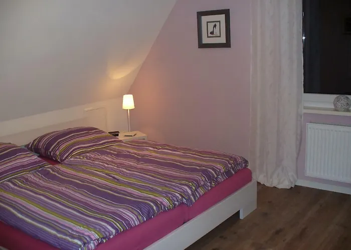 בית נופש Vier Sterne Am Hafen, *