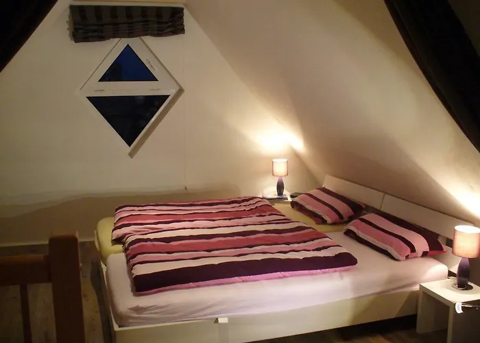 בית נופש Vier Sterne Am Hafen,