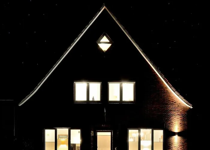 בית נופש Vier Sterne Am Hafen,